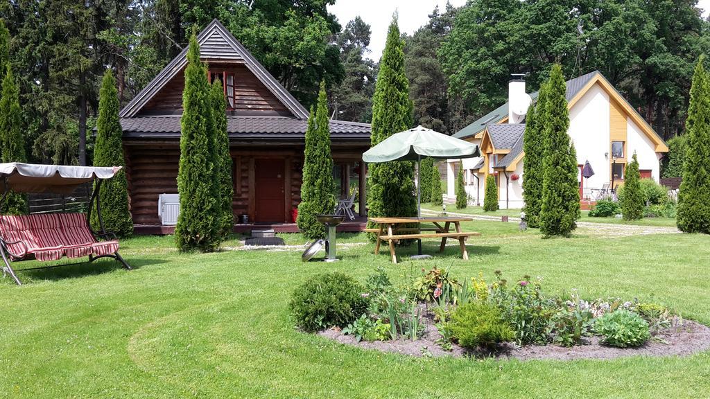 Forest Edge Lodge Рига Екстериор снимка